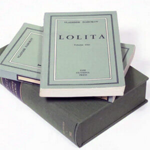 Book cover of Lolita by Vladimir Nabokov