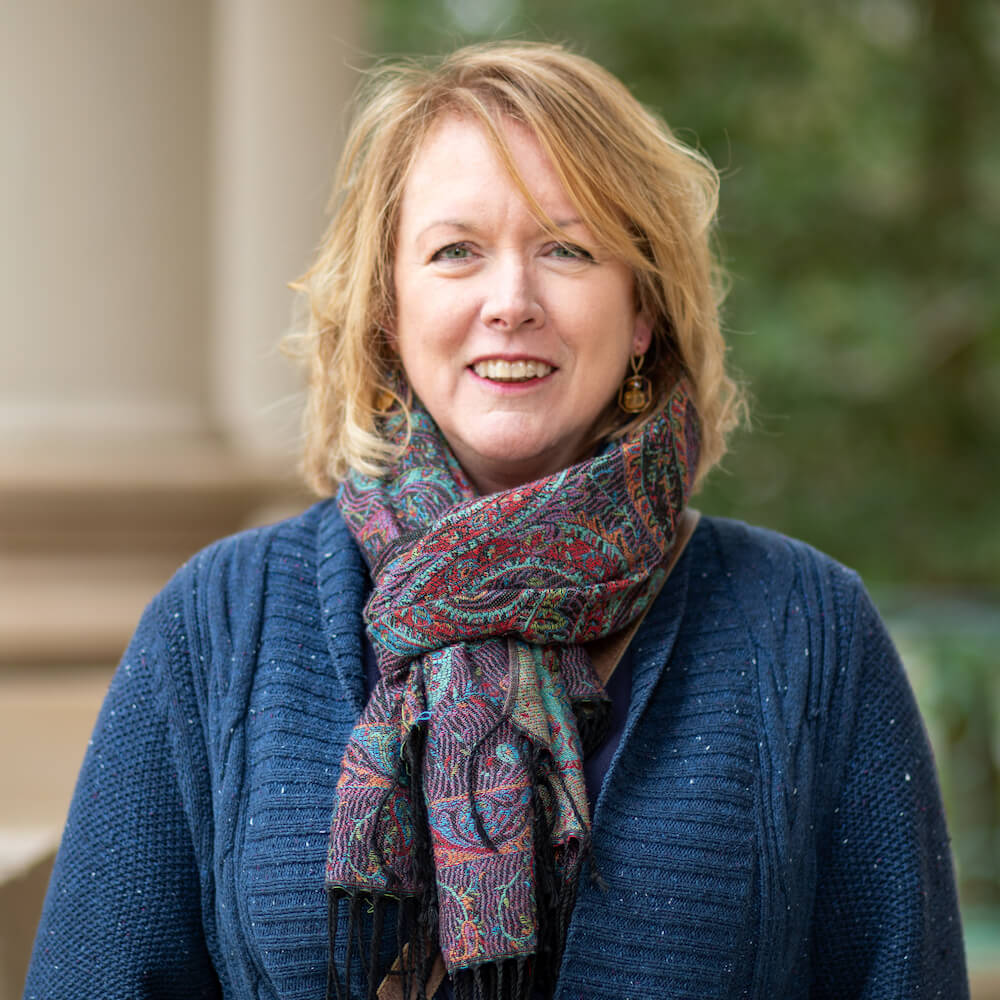 Headshot of Cheryl Leiningen