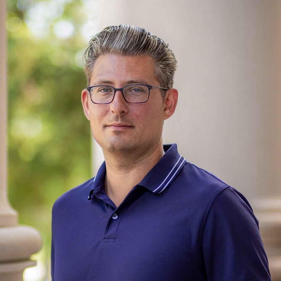 Nicolaus Burr headshot