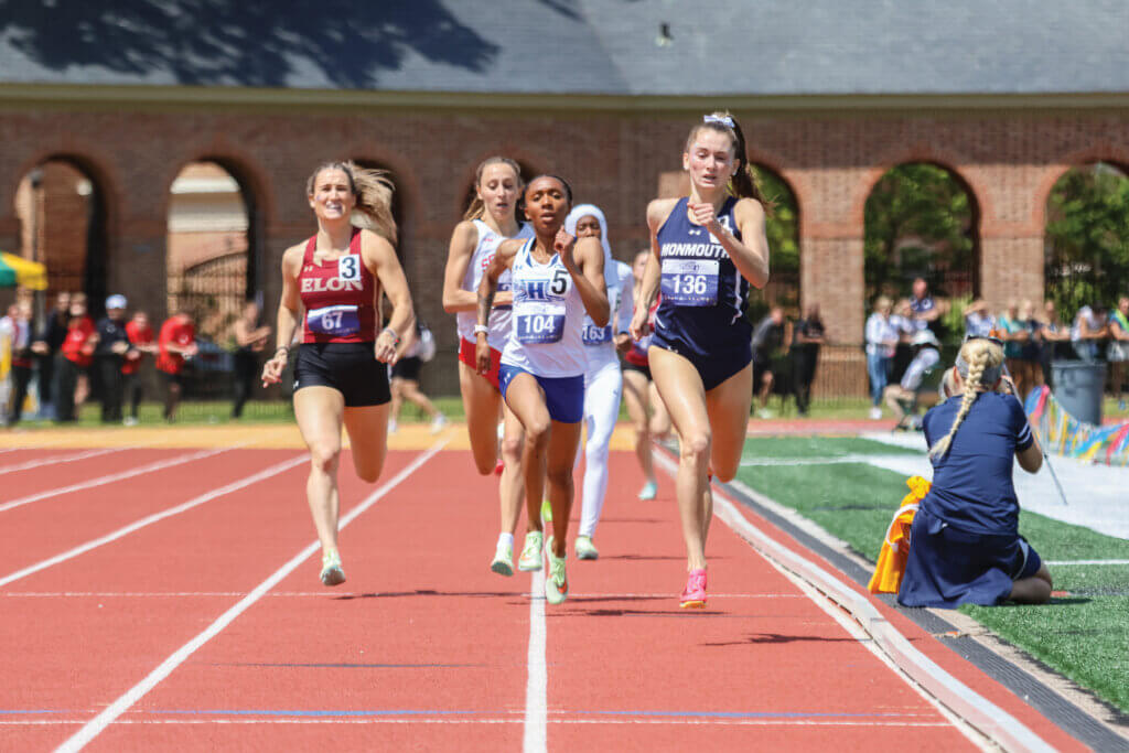 women runners on a track