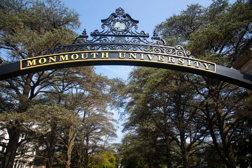 Monmouth University sign when entering the North side of Campus