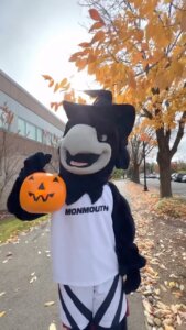Shadow’s brewing up some witchcraft at Monmouth. 🧙‍♂️🪄Happy Halloween #HawkFamily🎃👻