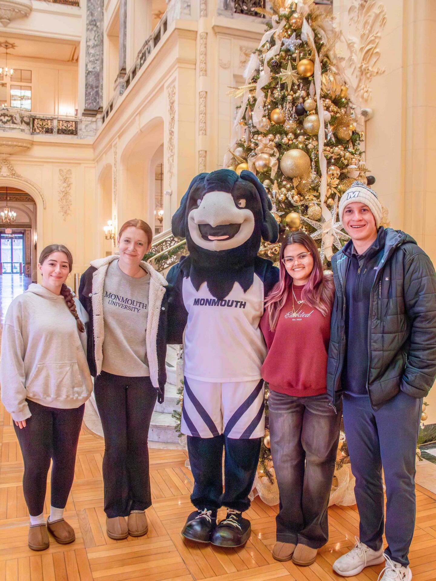 Wishing our #HawkFamily the happiest of holidays! 💙 Thank you for making 2025 unforgettable. Excited [&hellip;]