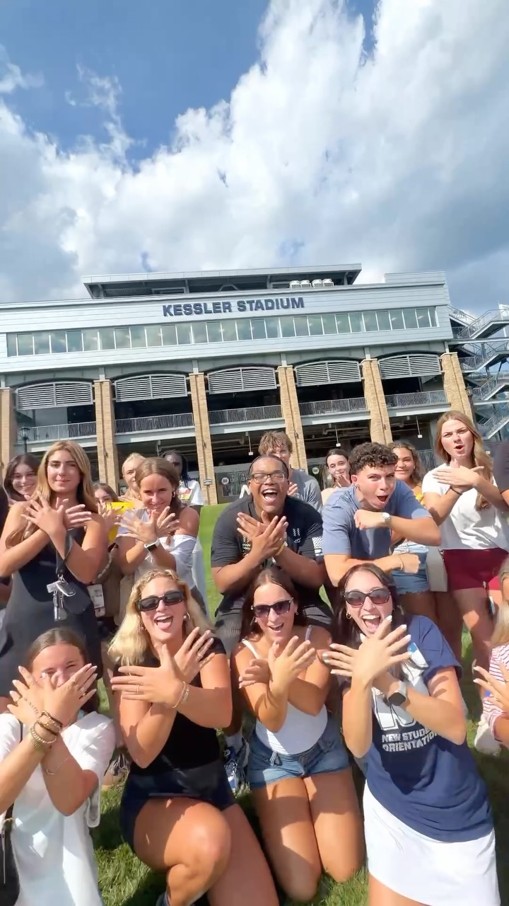 Orientation ✅ First home game ✅ First day of classes ✅ Week one, handled 💙