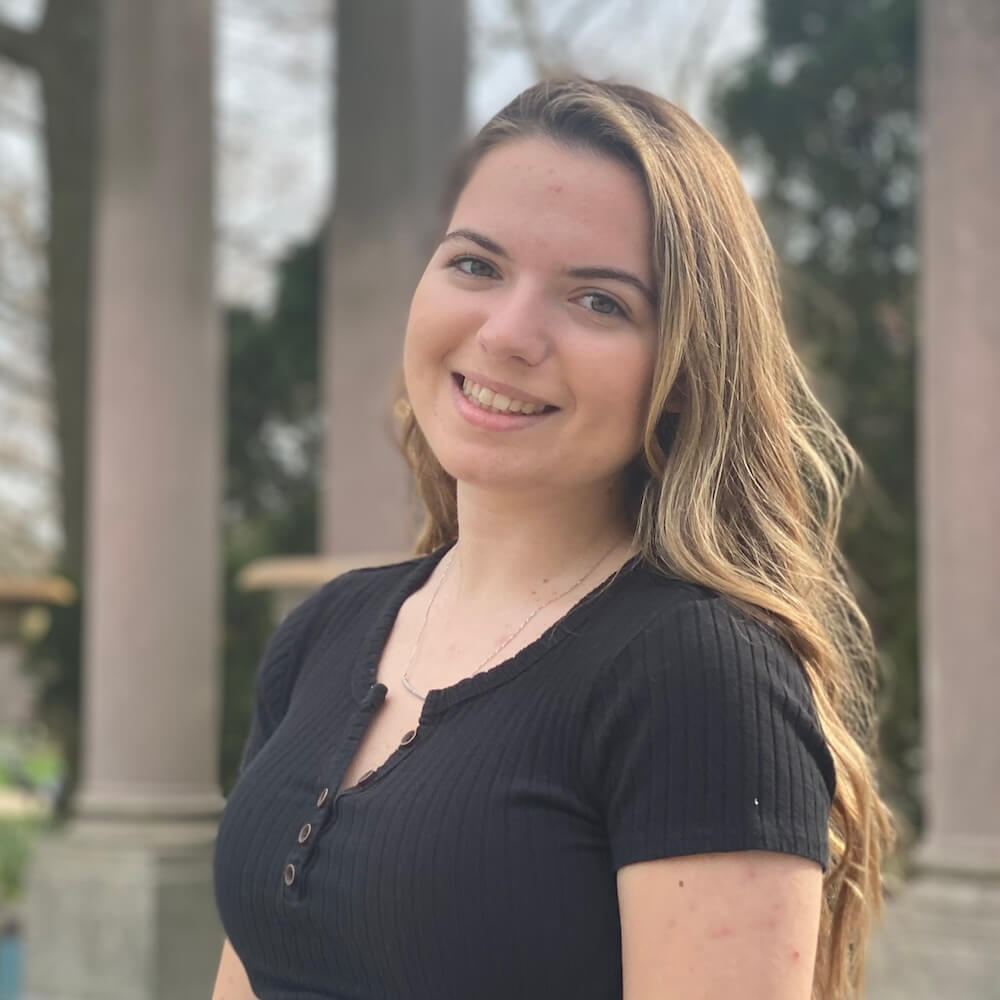 Photo of Milana S., peer writing assistant.